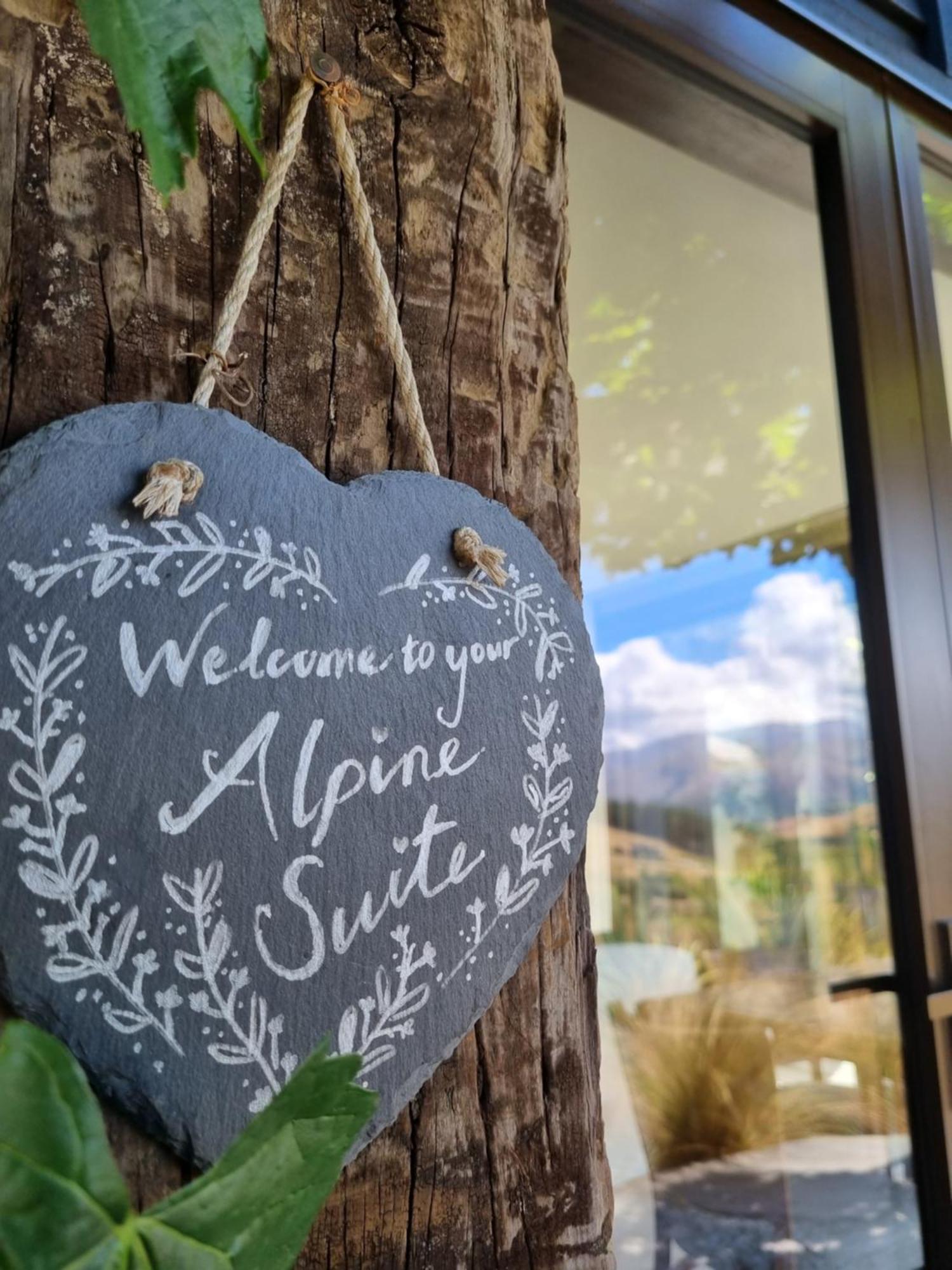 Hawkridge Alpine Suite ควีนส์ทาวน์ ภายนอก รูปภาพ